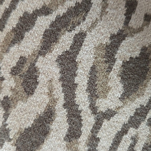 Royalty by Maluma mens button down sweater, zebra green print, size med, NWT - Picture 8 of 9